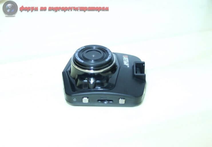 obzor byudzhetnogo videoregistratora artway av 513 4