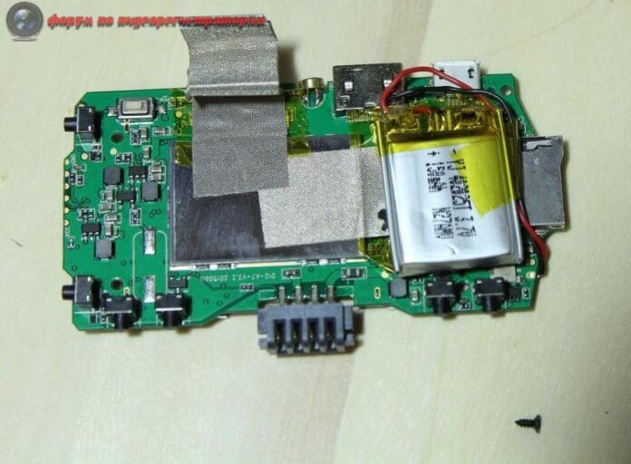 obzor videoregistratora intego kite 30