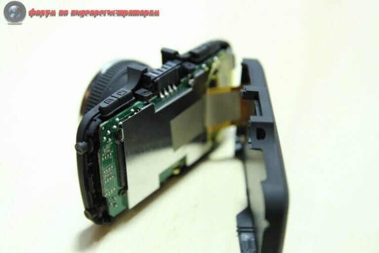 obzor videoregistratora intego kite 32