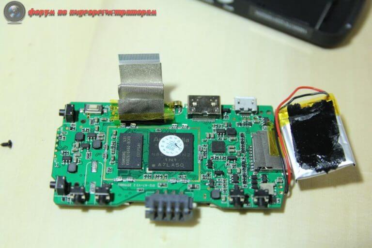 obzor videoregistratora intego kite 33