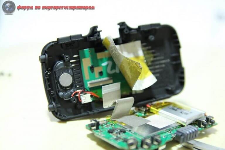 obzor videoregistratora intego kite 34