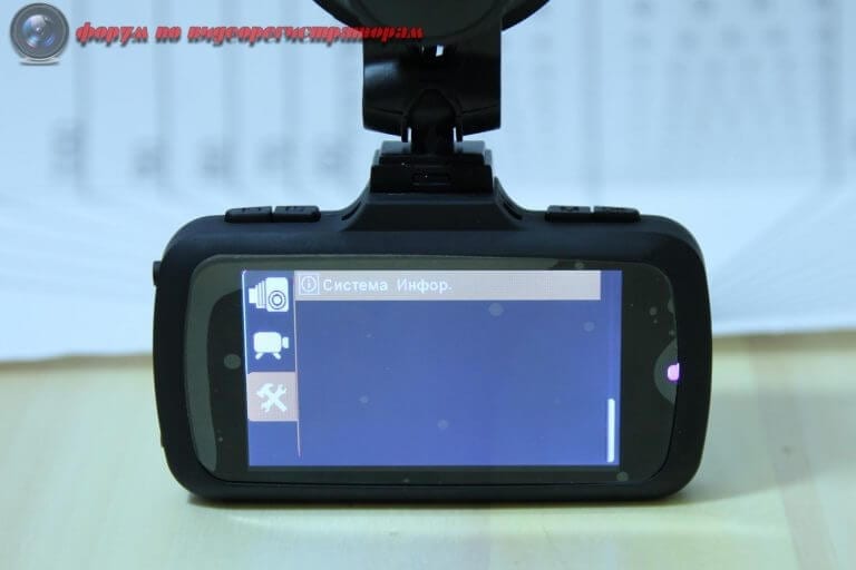 obzor videoregistratora intego kite 6