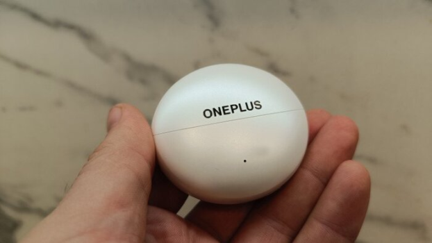 Обзор открытых наушников OnePlus Buds Clip в форме "клипсы": два драйвера и Dynaudio